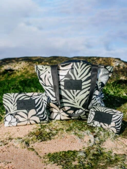 T&C Surf X Aloha Collection Tropic Day Small Pouch -T&C Surf Clothing ALL1