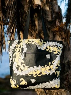 T&C Surf X Aloha Collection Sketched Multi Lei Day Tripper Bag -T&C Surf Clothing DayTripperLifeback 116395