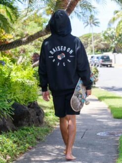 Raised On Musubi Hoodie -T&C Surf Clothing Flc Black LIFE5 829870