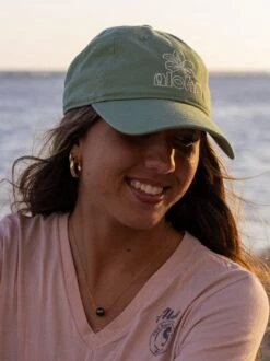 Vintage Hibiscus Cap -T&C Surf Clothing SageLIFE2