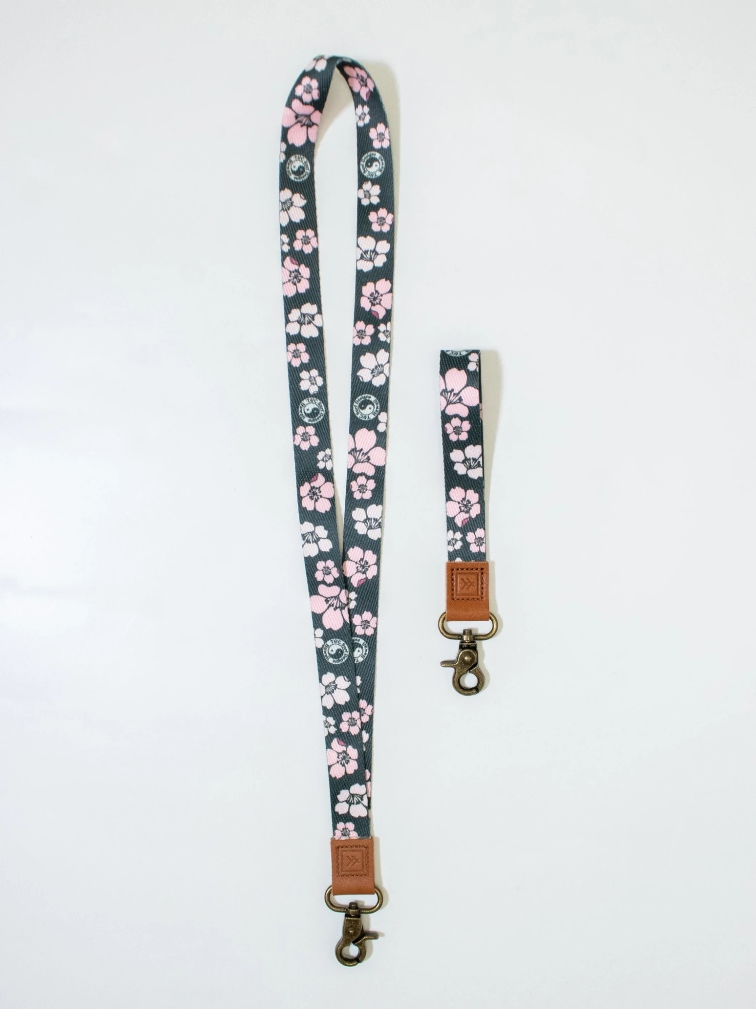 T&C Surf X Threads Wallet Sakura Lanyard 4 T&C Surf X Threads Wallet Sakura Lanyard - Image 4